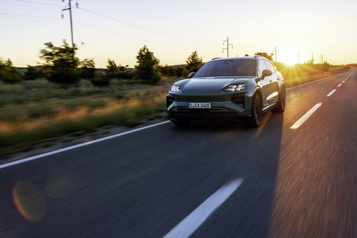 חשמל לייצור. ממקורות אנרגיה מתחדשים.